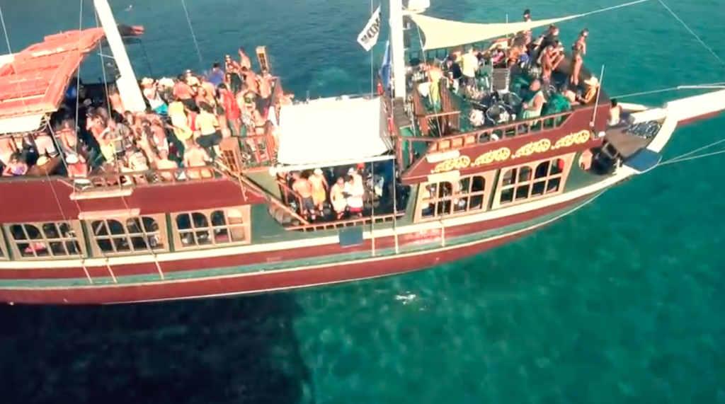 Halkidiki’s best boat party