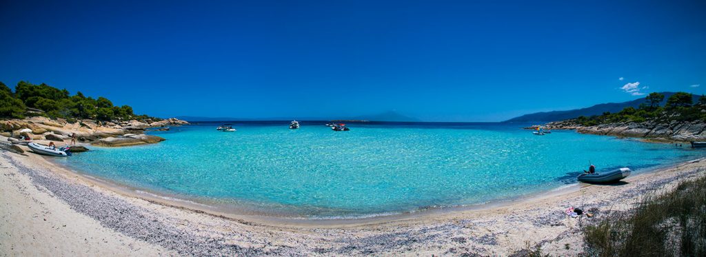 Diaporos island beach