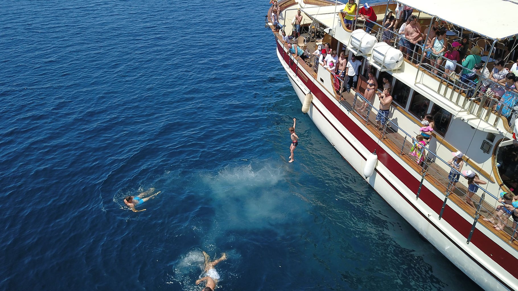 ormos panagias to ammouliani cruise